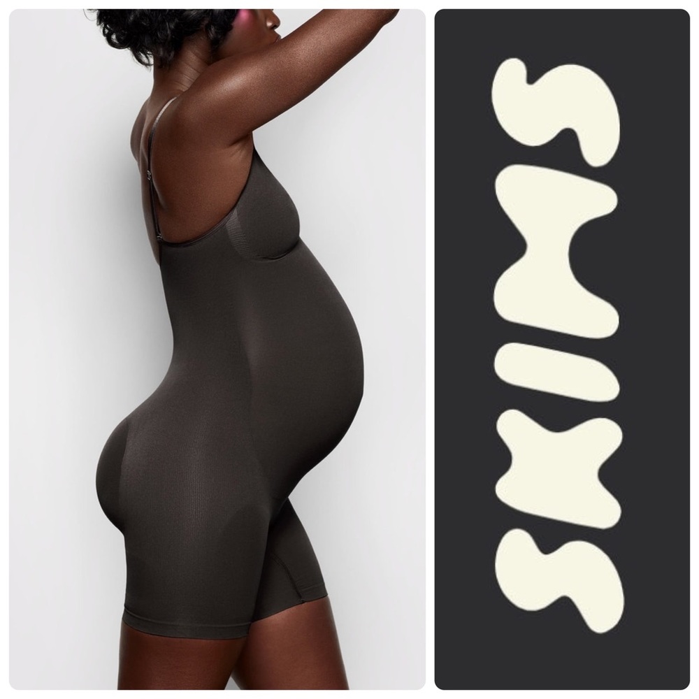SKIMS MATERNITY SCULPTING BODYSUIT MID THIGH BLACK